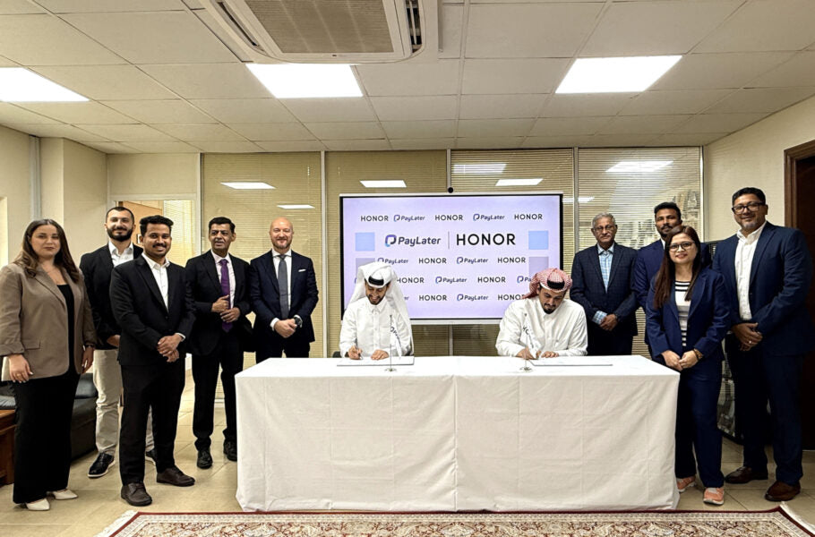HONOR devices now available with PayLater in Qatar